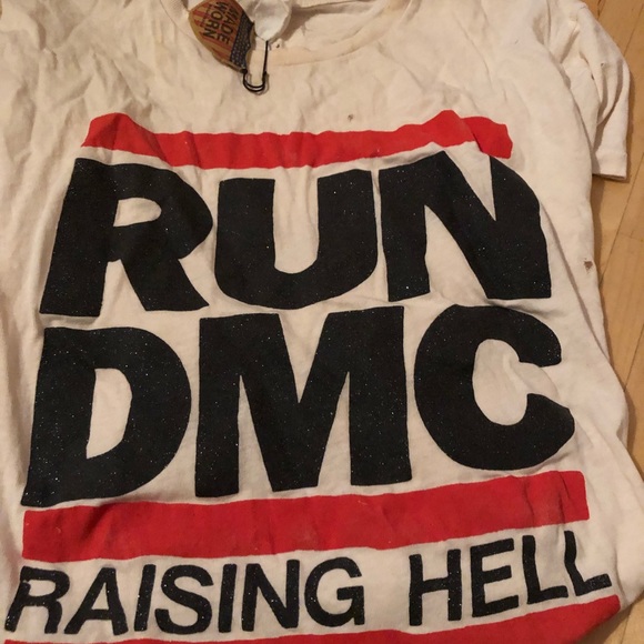 madeworn Tops - Distressed madeworn tee